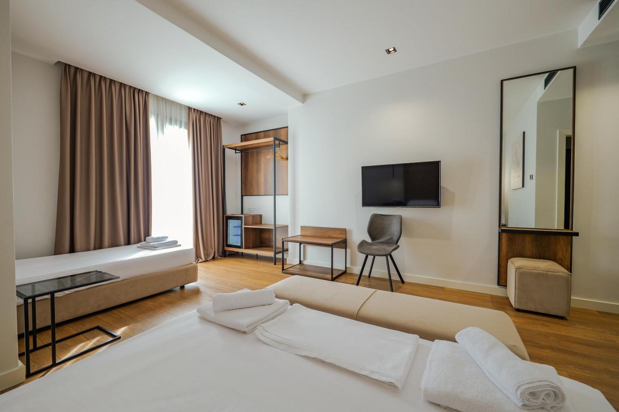 Hotel Central Avlonya Dış mekan fotoğraf