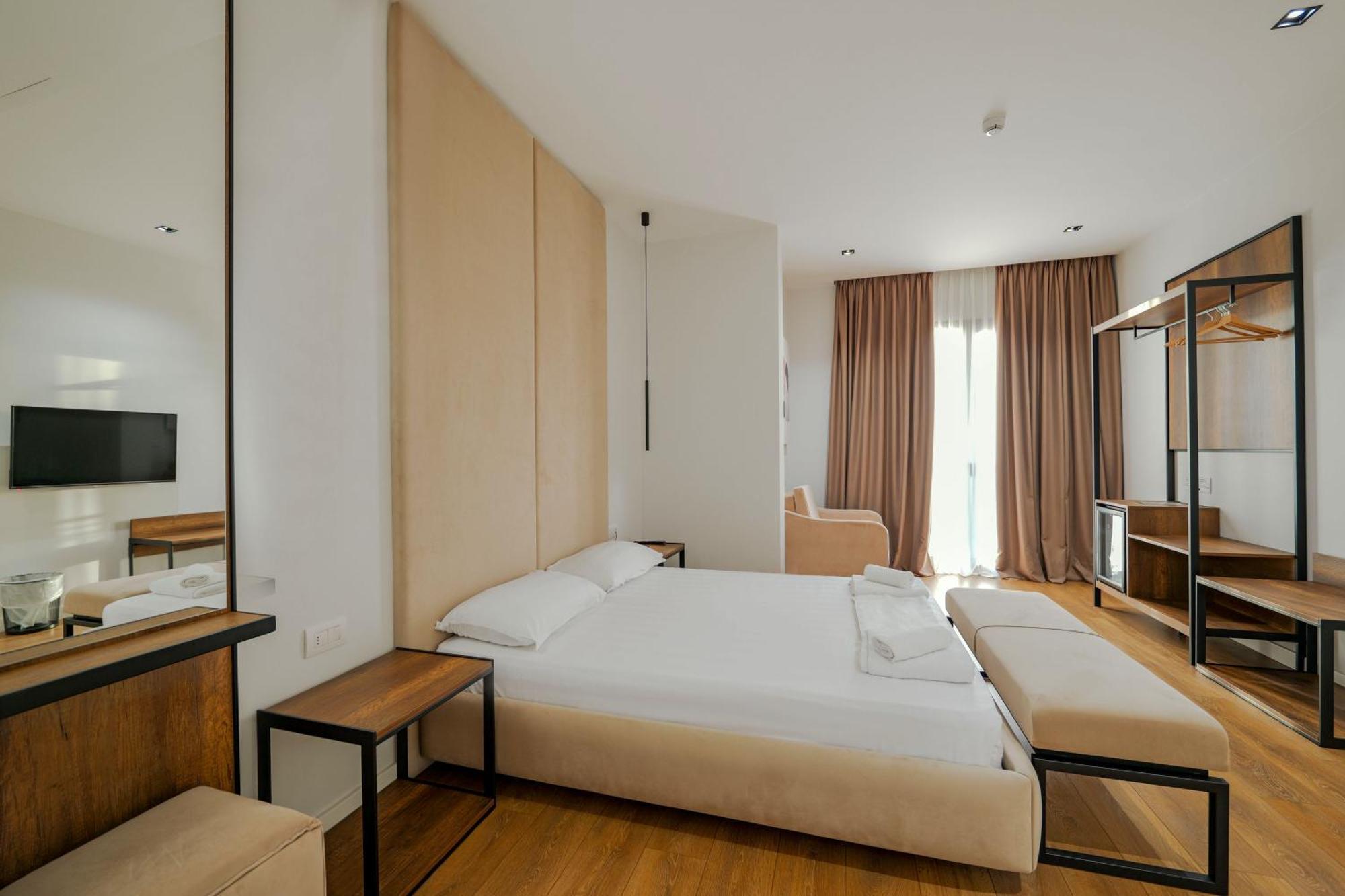 Hotel Central Avlonya Dış mekan fotoğraf