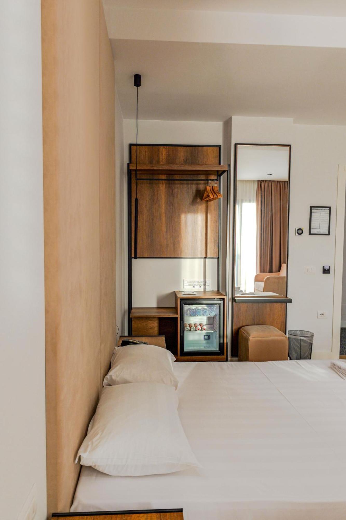 Hotel Central Avlonya Dış mekan fotoğraf