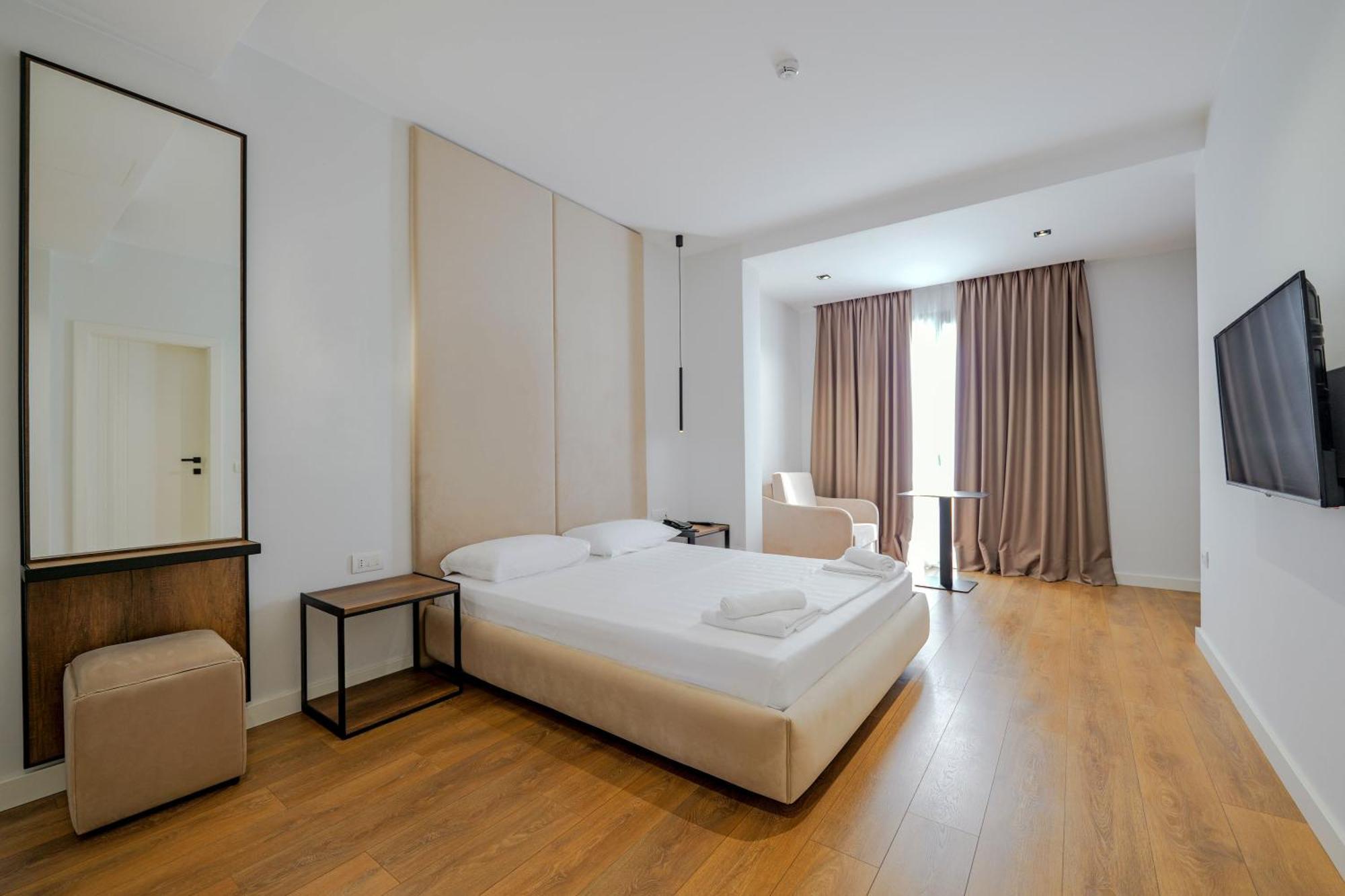 Hotel Central Avlonya Dış mekan fotoğraf