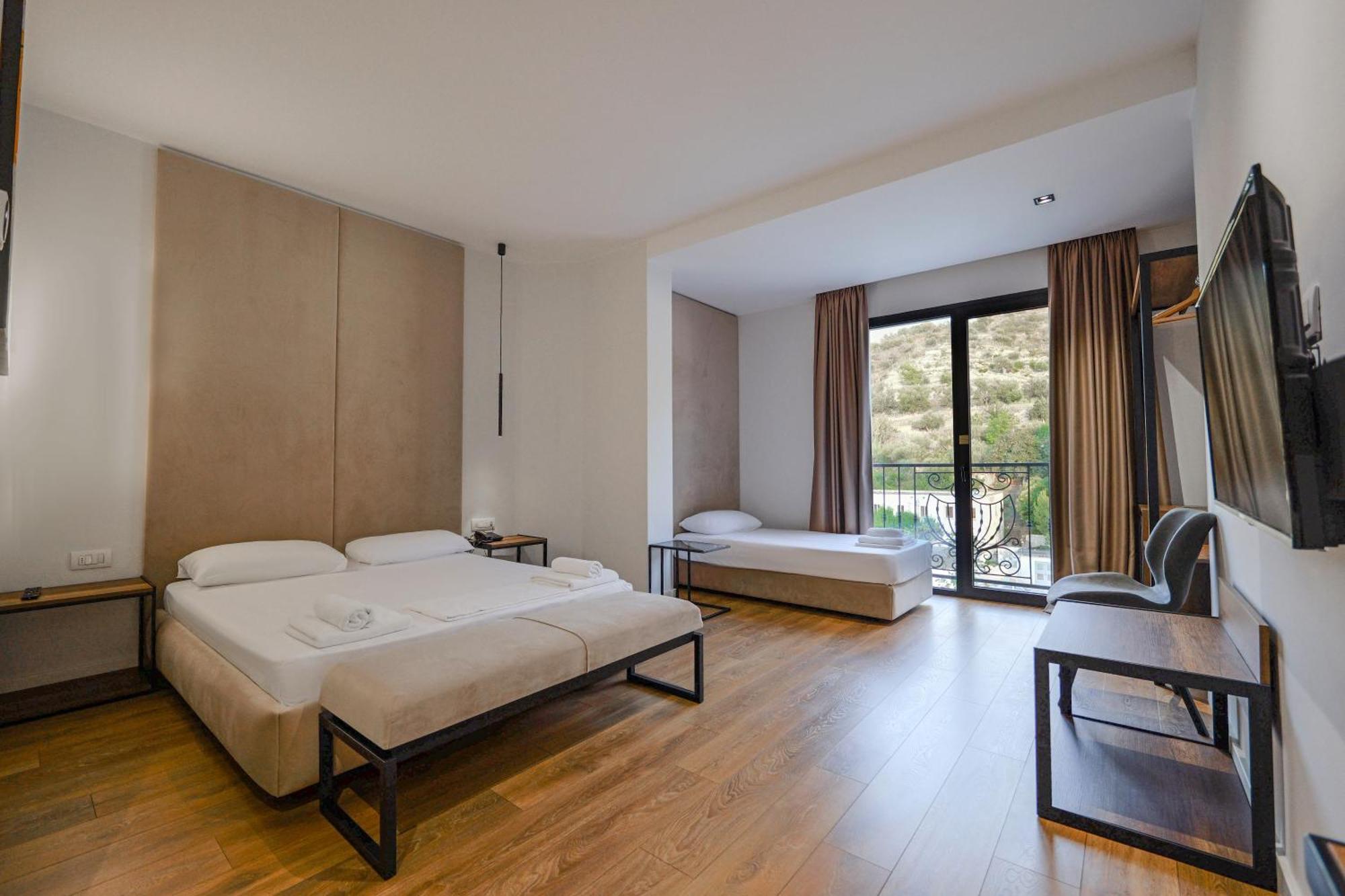 Hotel Central Avlonya Dış mekan fotoğraf