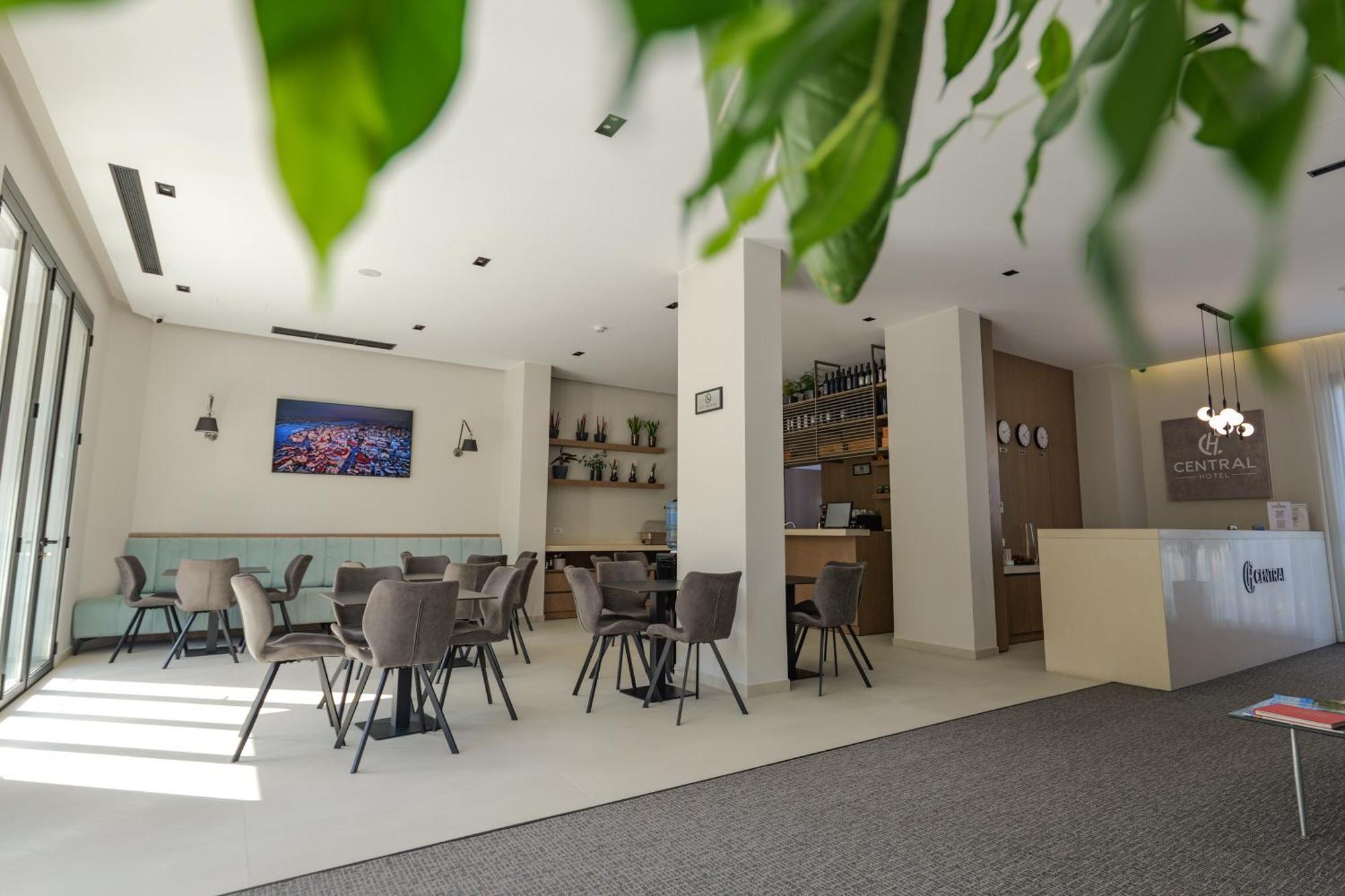 Hotel Central Avlonya Dış mekan fotoğraf