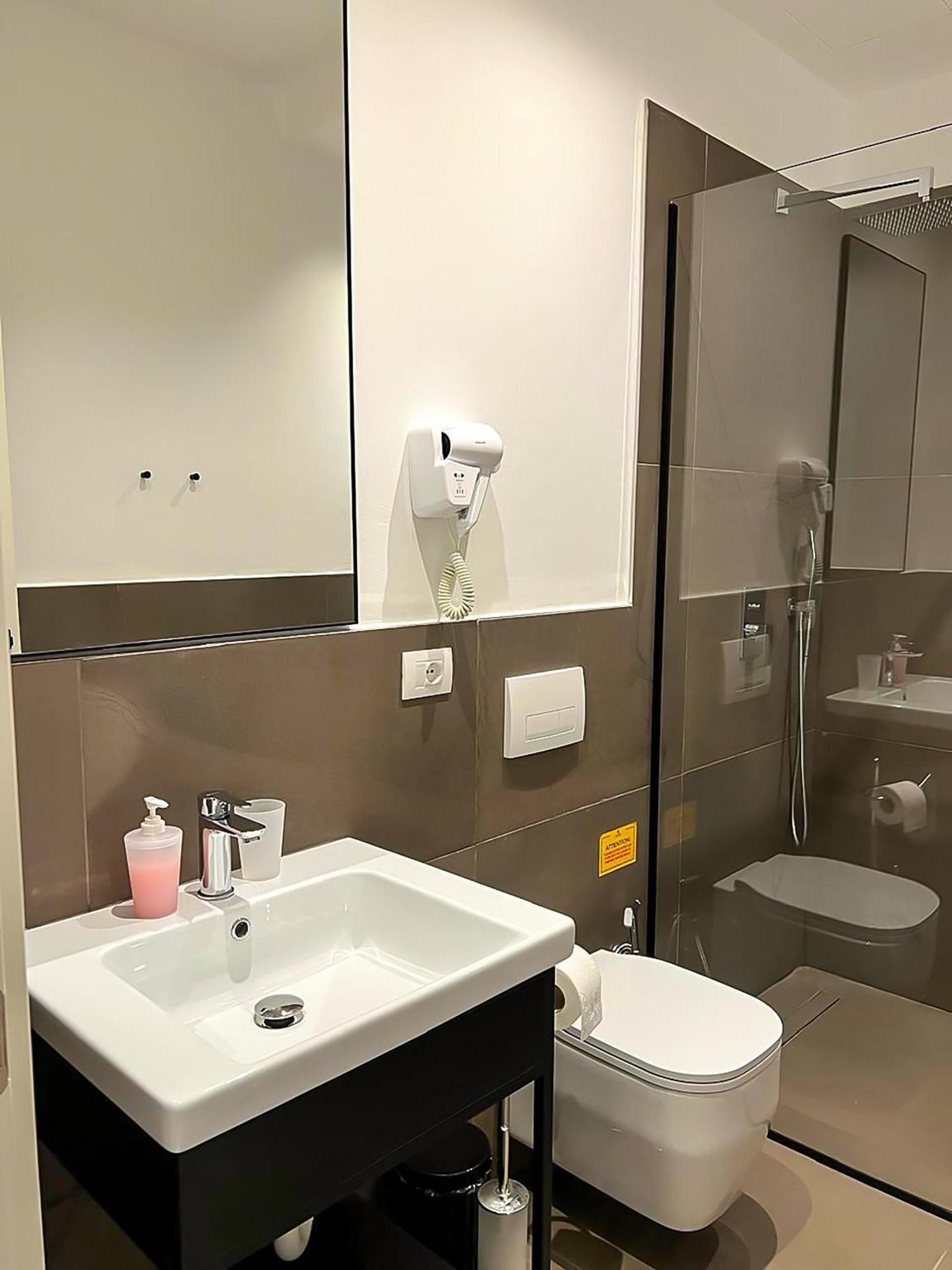 Hotel Central Avlonya Dış mekan fotoğraf